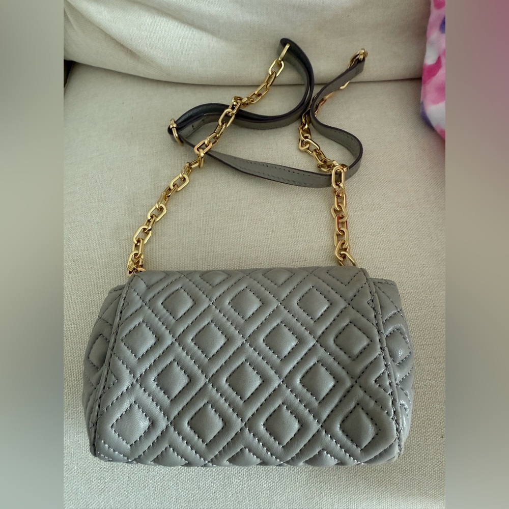 Tory Burch Amarion Quilted Small Crossbody bag, Leather - Picture 3 of 5